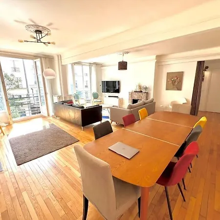 Grand Appartement Dans Paris 8 Couchages Exterior foto